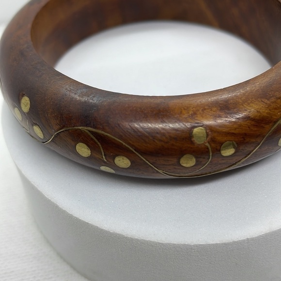Wood And Gold Pattern Bangle Bracelet - Picture 3 of 9